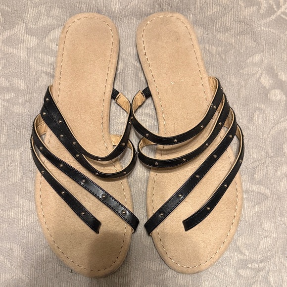 LC Lauren Conrad Shoes - LC Lauren Conrad Black Strappy Sandals